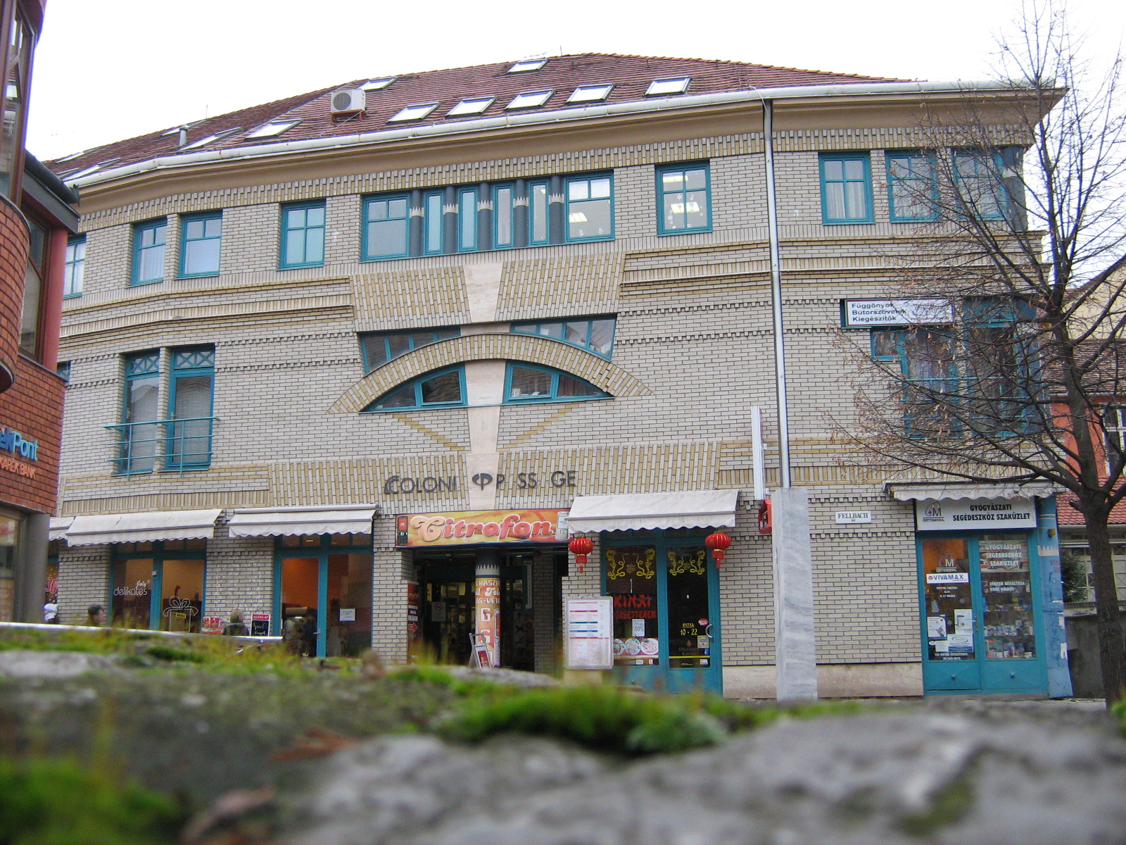 Pécs - Colonia passage