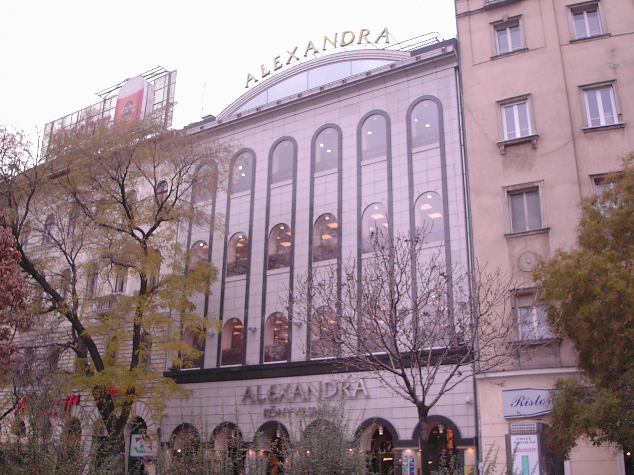 Budapest - Alexandra könyváruház